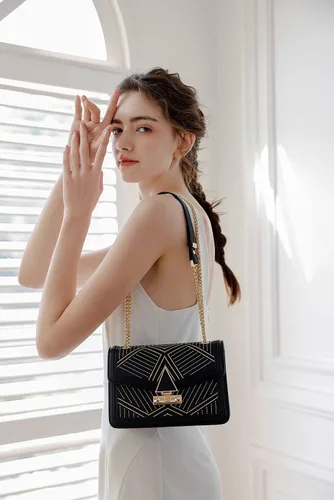 Vista 2 de OOHOO Bolso bandolera para mujer, de cuero Y2k, con correa de cadena