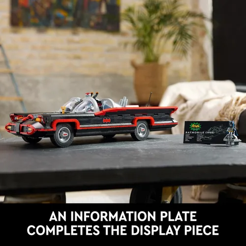 Vista 6 de LEGO DC Batman: The Classic TV Series Batmobile, DC Collectible Car, juego de construcción inspirado en el Batman clásico del programa de televisión
