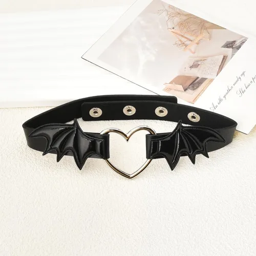 Vista 5 de Ancnoz Gargantilla de murciélago de Halloween, collar gótico de cuero negro, ajustable, con alas de murciélago y corazón, collar gótico