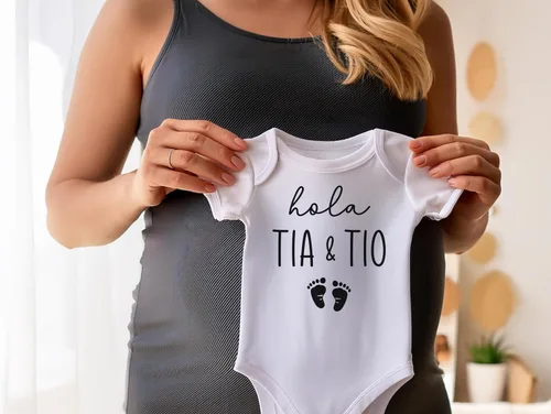 Vista 3 de Anuncio de embarazo de Hola Tia y Tio para tía y tío