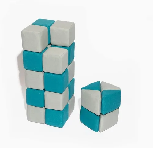 Vista 7 de Bloques de construcción magnéticos MagnetBlox de Freshly Picked para niños, set estándar, azul grisáceo
