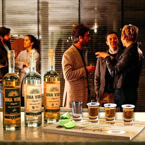 Vista 7 de Tabla de chupito de tequila, bandeja para servir vasos con borde de sal, divertido soporte para vasos de chupito, regalos de tequila
