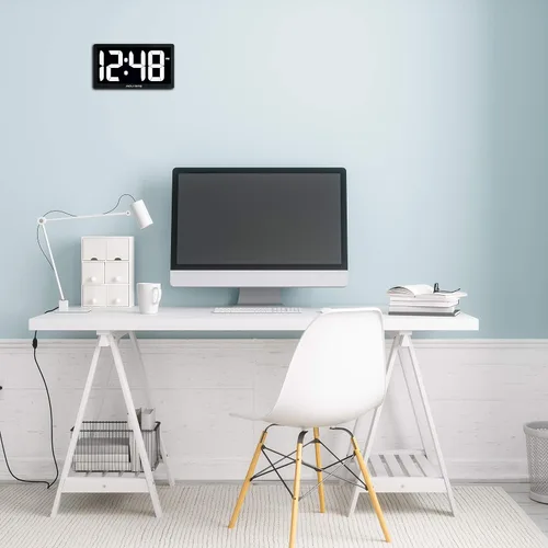 Vista 6 de AcuRite 75114M Reloj digital LED de 10 pulgadas con atenuación automática de brillo, blanco