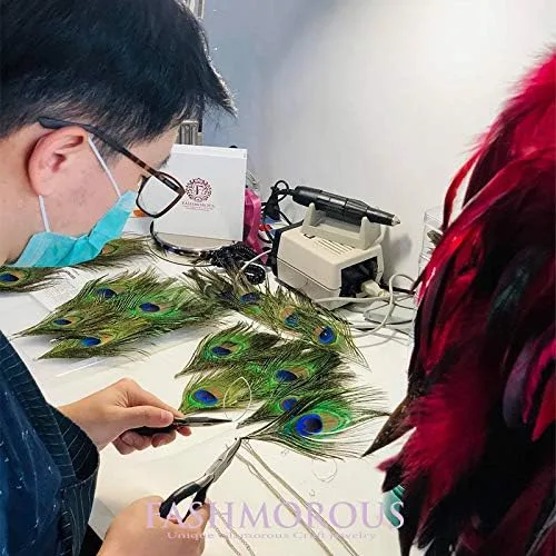 Vista 8 de FASHMOROUS - Pendientes de plumas negras para mujer, aretes de plumas para mujer, aretes de plumas negras para mujer