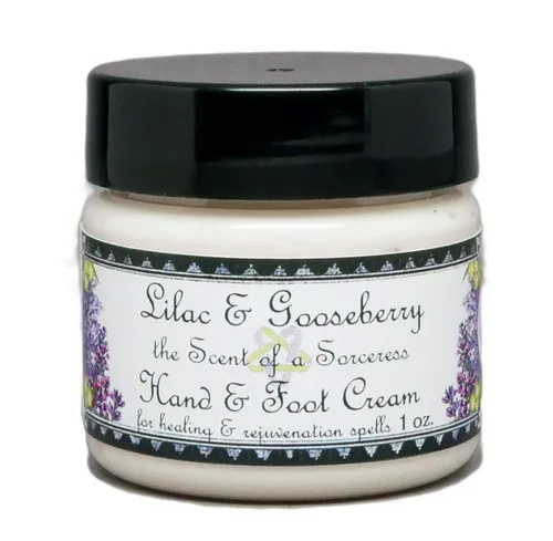 Vista 7 de Bolsa de regalo lila y grosella espinosa Lata de vela de soja, bálsamo labial, jabón y crema Yennefer Scent of a Sorceress by Bella Des Natural