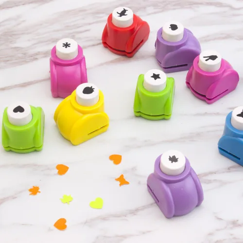 Vista 6 de LGEGE 10 piezas de papel perforador hecho a mano perforador de papel artesanía tarjeta Scrapbooking muchas formas grandes regalos para niños