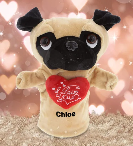 Vista 5 de DolliBu Marioneta de peluche con diseño de perro I Love You Dog Pug – Lindo animal de peluche con corazón y nombre personalizado para San Valentín