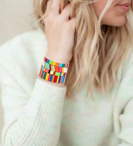 Vista 2 de Juego de 4 pulseras elásticas de azulejos esmaltados de arcoíris para mujer, juego de pulseras elásticas de cuentas multicolores apilables