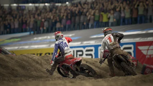 Vista 2 de Monster Energy Supercross - The Official Videogame 3 (Xbox One)