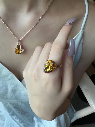 Vista 5 de Txibikn Juego de 4 piezas de joyería de cristal brillante con forma de estrella de moda para mujeres, mujeres, mujeres, esposa, boda, fiesta