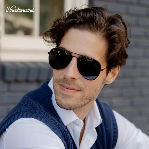 Vista 6 de Knockaround Gafas de sol polarizadas para hombres y mujeres - Protección UV400 Negro/humo