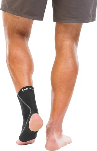 Vista 2 de Mueller Sports Medicine - Manga de Soporte de Tobillo de Neopreno, Soporte para Alivio del Dolor de Tobillo para Hombres y Mujeres, Ideal