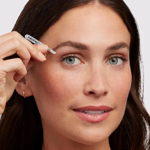 Vista 5 de Tweezerman Hollygraphic Micro - Juego de pinzas para cejas para mujeres y hombres