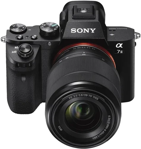 Vista 4 de Sony Cámara sin espejo a7 II con lente de 1.102-2.756 in (ILCE7M2K/B) + bolsa + tarjeta de 64 GB + lector de tarjetas + trípode flexible + correa