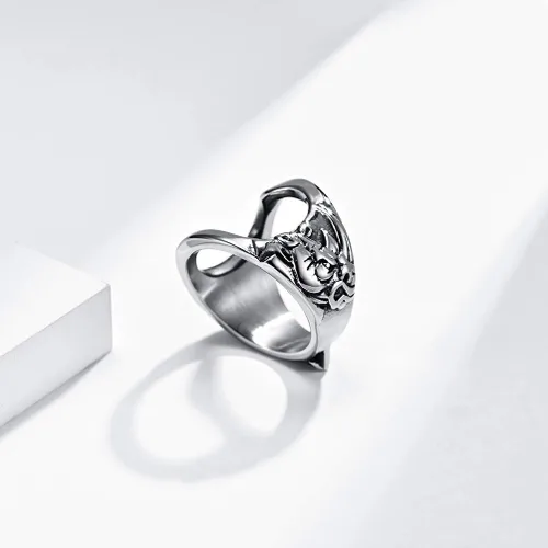Vista 2 de Anillo abrebotellas de acero inoxidable creativo versátil para hombres y mujeres