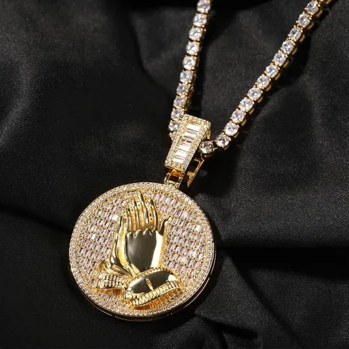 Vista 3 de The Jewelers House Collar con colgante de medallón religioso con acabado de oro de 14 quilates, con diamantes de imitación personalizados, regalo