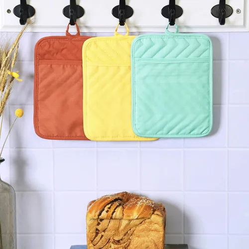 Vista 5 de Anyi Juego de soportes para ollas y guantes de horno de 7 x 9 pulgadas, resistentes al calor, de algodón, con bolsillo para ollas, características