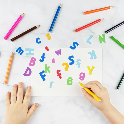 Vista 6 de AnyDesign 680 calcomanías coloridas de espuma de letras y números, autoadhesivas, calcomanías decorativas para manualidades, tarjetas