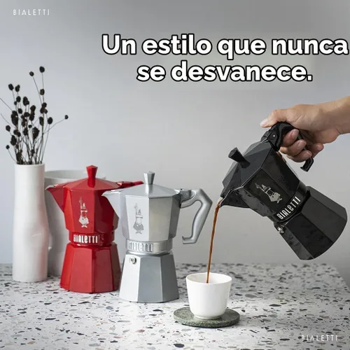 Vista 5 de Bialetti Moka Exclusiva Italiana Roja para 3 Tazas, Fuego Directo (Cafetera, Cafetera de Espresso, Makinetta)