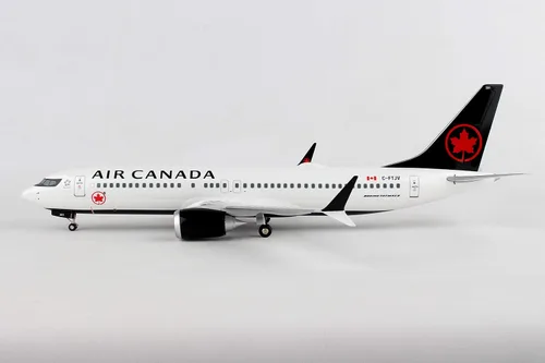 Vista 6 de Daron Skymarks Air Canada 737MAX8 1/100 con soporte de madera y engranaje