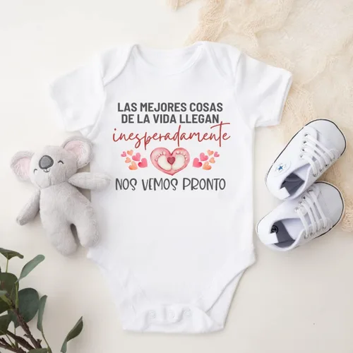 Vista 5 de Baby Announcement Onesie In Spanish, Cute Pregnancy Announcement Gifts For Abuelitos, Familia, Papi, Tia, Abuelo, Abuela, Surprise Baby Announcement