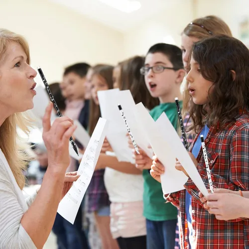 Vista 2 de 24 lápices de notas musicales a granel para estudiantes, lápices blancos