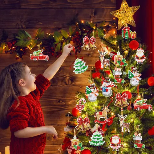 Vista 2 de Ferraycle 12 piezas de adornos de Navidad de arte de diamantes de Navidad, adornos de pintura de diamantes 5D, kits de llaveros de pintura colgante