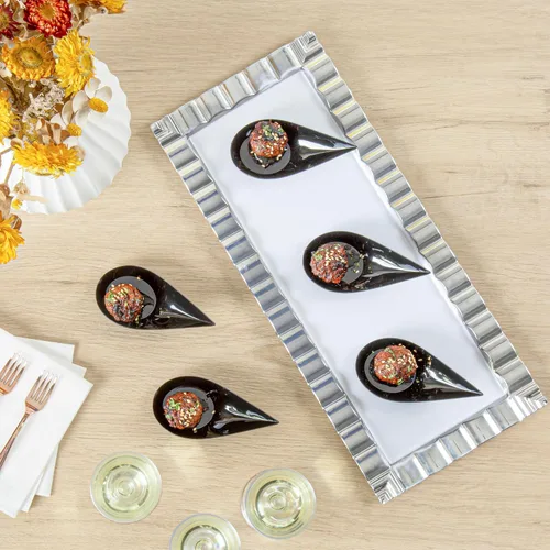 Vista 6 de Restaurantware - Cucharas de lágrima de 4 x 2 pulgadas, 20 cucharas de aperitivo - Cuenca desechable, con sangría, cucharas de degustación de Negro