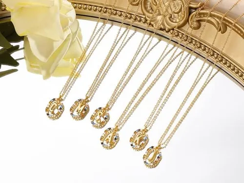 Vista 4 de Collar de oro para mujer, collar con inicial, cadena de oro de cristal, collar con nombre de piedras preciosas, collar con dije personalizado