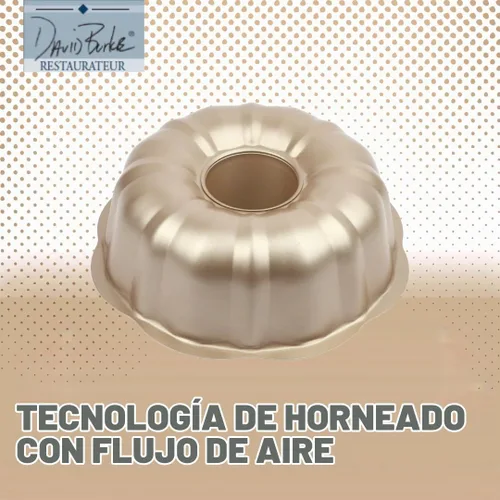 Vista 3 de David Burke Molde para hornear estriado de 9" - Molde para pasteles Bundt de acero al carbono - Bronce