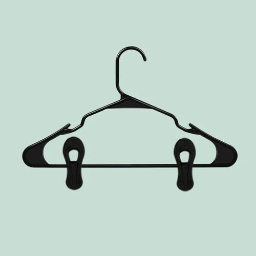 Vista 6 de TOFIIGREM Clips de colgador negros 30 PIEZAS, clips de perchas de plástico perfectos para perchas de terciopelo de plástico, pines para ropa