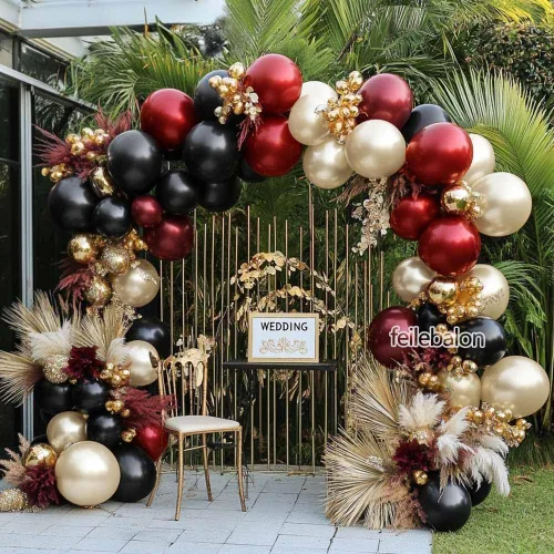 Vista 2 de Kit de arco de globos color burdeos y negro, doble relleno, color granate, rojo oscuro, perla, blanco, arena, dorado, guirnalda de globos