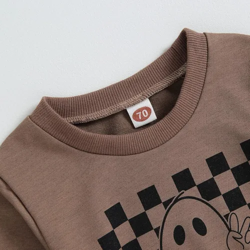 Vista 4 de Conjunto de sudadera con cuello redondo y estampado de fantasma de tablero de ajedrez y pantalones de Halloween para bebé niño