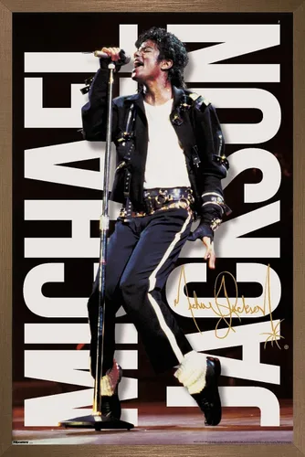 Vista 16 de Michael Jackson - Póster de pared con micrófono de rendimiento, 22.4 pulgadas de largo x 14.7 pulgadas de ancho, versión enmarcada de madera