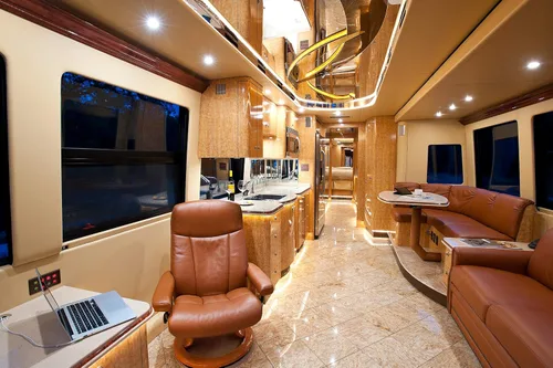 Vista 3 de Limpiador de cuero, jabón de cuero, calidad aeronáutica para tu automóvil, RV y muebles, 32 onzas, mejor que los productos automotrices, cumple