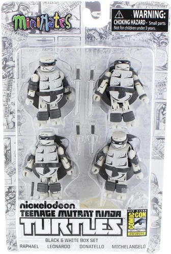 Vista 2 de Teenage Mutant Ninja Turtles Mirage Minimates en blanco y negro - SDCC 2015 exclusivo de Diamond Select