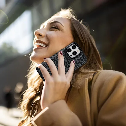 Vista 6 de HAOPINSH Funda tipo cartera para iPhone 15 Pro Max con tarjetero, diseño de leopardo negro y guepardo con tapa trasera, de piel sintética
