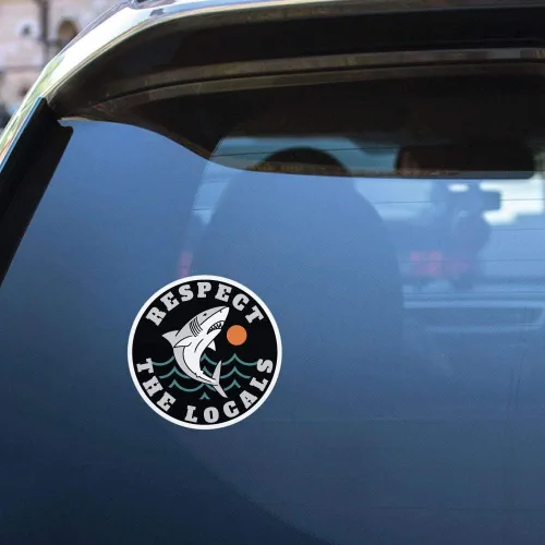 Vista 2 de Adhesivo con diseño de tiburones y océanos de Respeto a los locales