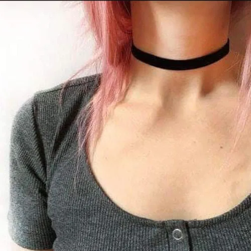 Vista 6 de Doubnine Gargantilla gruesa de terciopelo negro con cuello liso, collar ancho gótico, regalo de joyería (0.8 pulgadas) (0.8 pulgadas), Zinc, No es
