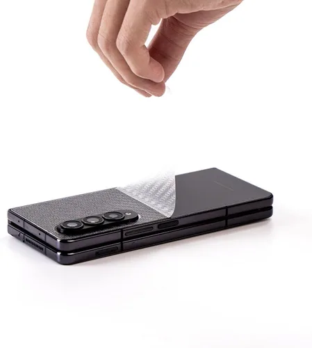 Vista 5 de Ibywind Protector de pantalla para Samsung Galaxy Z Fold4 5G (6.2 pulgadas), paquete de 2 + 1 protector de lente de cámara + 1 película trasera