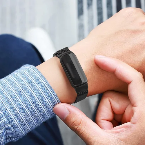 Vista 6 de Correa de metal para Fitbit Luxe para mujeres y hombres, correa de repuesto magnética ajustable de malla de acero inoxidable compatible con Fitbit