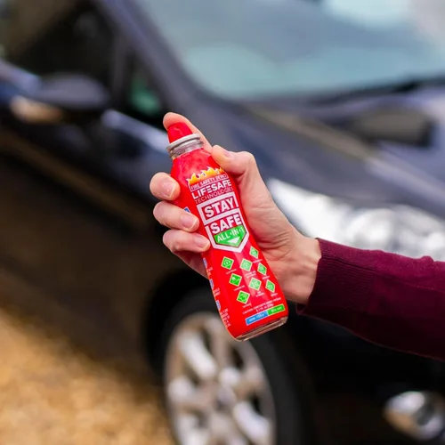 Vista 7 de LifeSafe Technologies StaySafe Extintor de Incendios Portátil Todo en 1, Spray de Incendios Compacto Fácil de Usar en 10 Tipos de Incendios, No