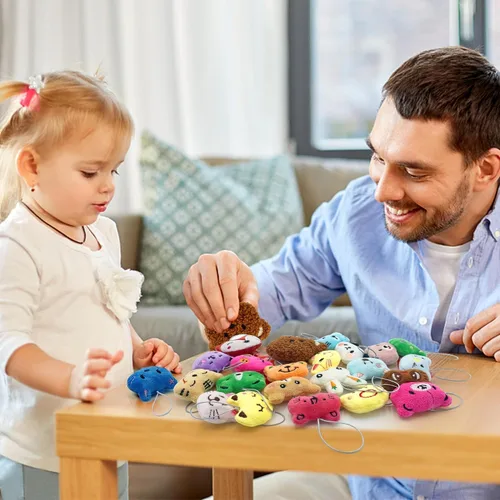 Vista 3 de XIPEGPA Juego de 46 juguetes de peluche de animales pequeños, llavero de juguete de peluche para recuerdos de fiesta, llavero adorno para bolsa