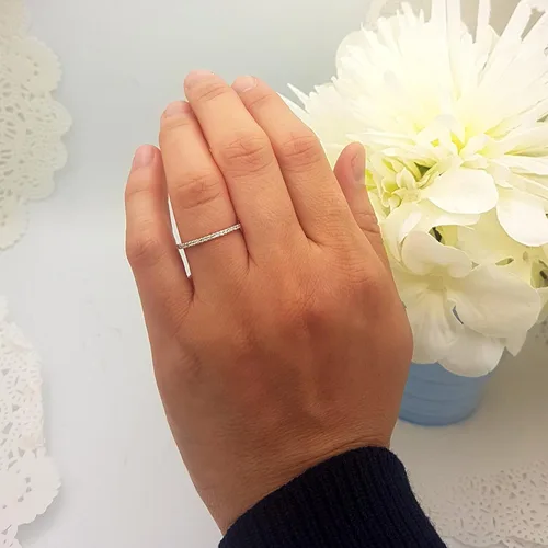 Vista 4 de Dazzlingrock Collection Anillo apilable de boda y compromiso de 0,14 quilates (quilates) con diamantes blancos redondos para mujer, oro de 10