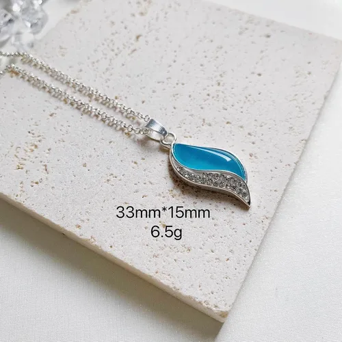 Vista 6 de kdhgoo Collar de aguamarina natural para mujeres y niñas, diseño único ovalado de piedra natural con temática de mar, cadena de hueso, regalos
