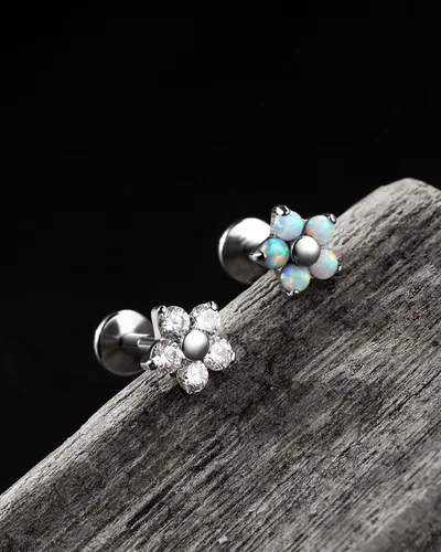 Vista 3 de Jewseen Aretes de cartílago de titanio G23 de 16G, aretes de hélice, aretes de cartílago de circonita cúbica, aretes de ópalo sin rosca, piercing