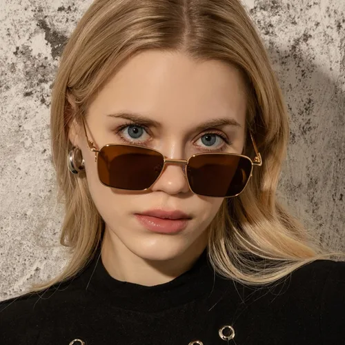 Vista 6 de Gafas de sol con protección UV para hombres, mujeres y niñas, diseño cuadrado de metal retro, gafas de sol vintage para viajes y actividades al aire