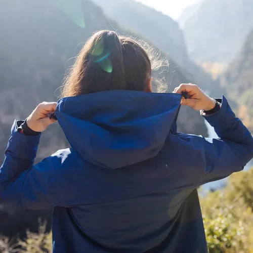 Vista 2 de Apricoat Adventure 2.0 - Chaqueta de invierno con aislamiento para hombre y mujer, para snowboard, senderismo, senderismo, campamento, esquí, Rojo