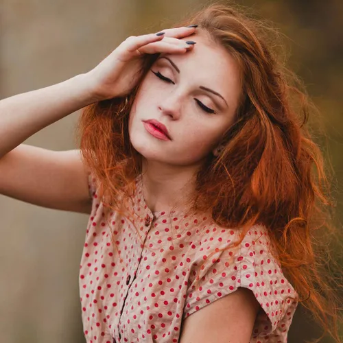 Vista 4 de Polvo de hierbas ayurvédicas - Mascarilla para el cabello y champú suave - Orgánico fresco y puro - 7 onzas - Indian Natural Hair Care