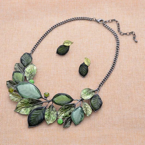 Vista 3 de Juego de joyas vintage con diseño floral de hoja, bohemio, collar y aretes, joyería de cristal a la moda